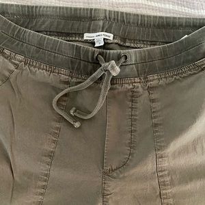 James Perse olive green poplin pants size 2